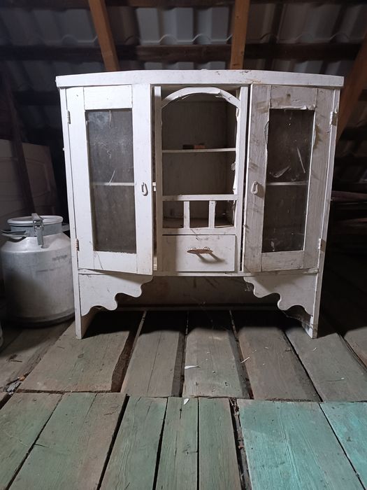 Продається креденс