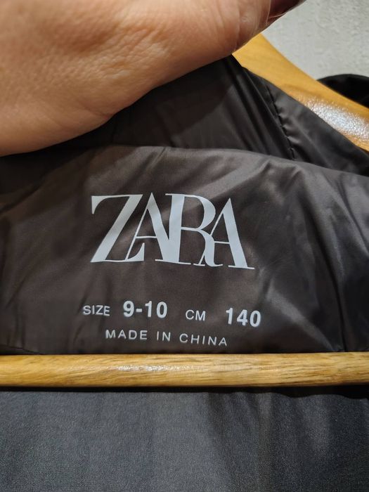 Курточка для дівчинки від Zara