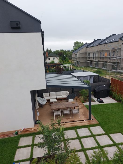 Zadaszenia tarasu. Ogrody zimowe. Wiaty garażowe.