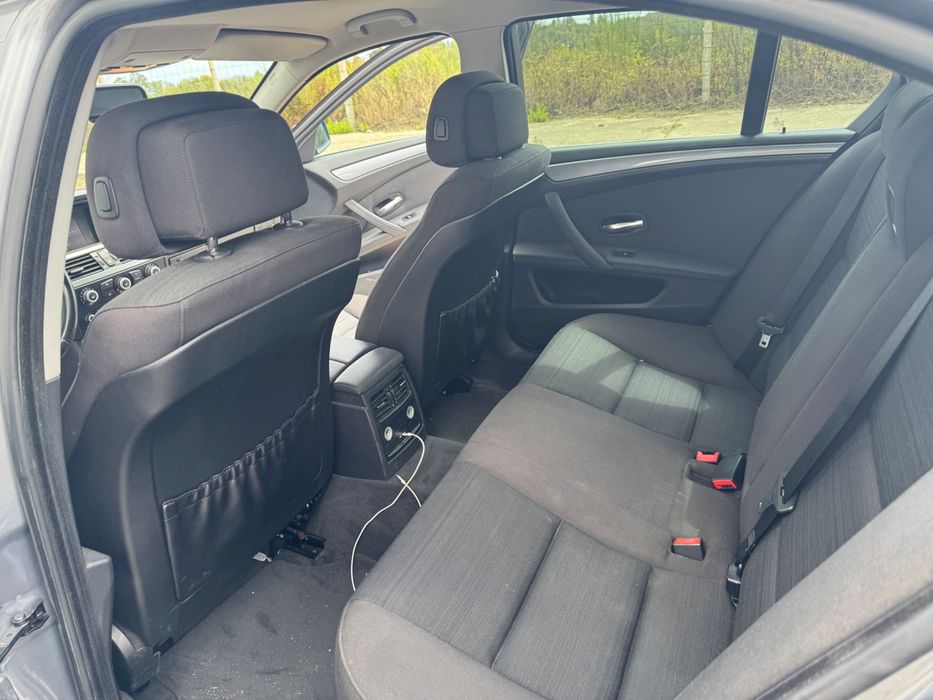 Estou a vender o meu carro BMW 530i