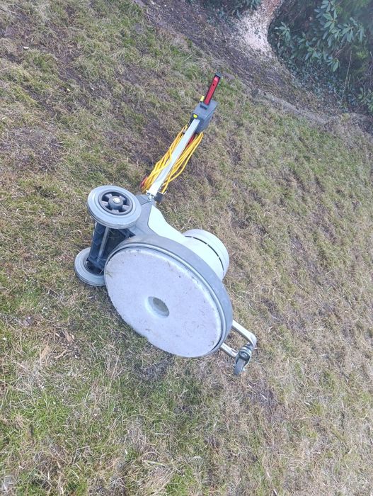 Numatic NRU 1500 NuSpeed Ultra 16" Polerka wysokoobrotowa