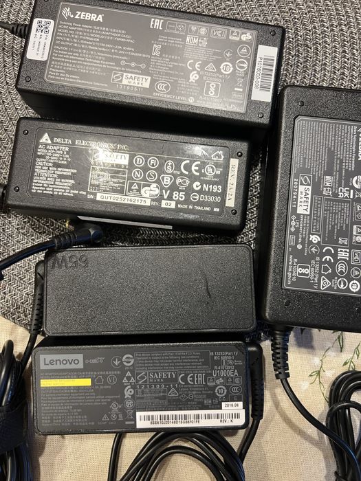 Блоки живлення до ноутбуків