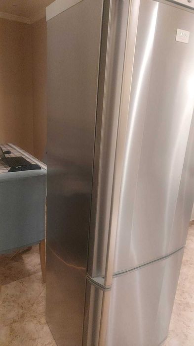 Combinado AEG Santo usado em excelente estado