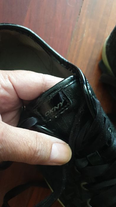 Sapatilhas DKNY pretas