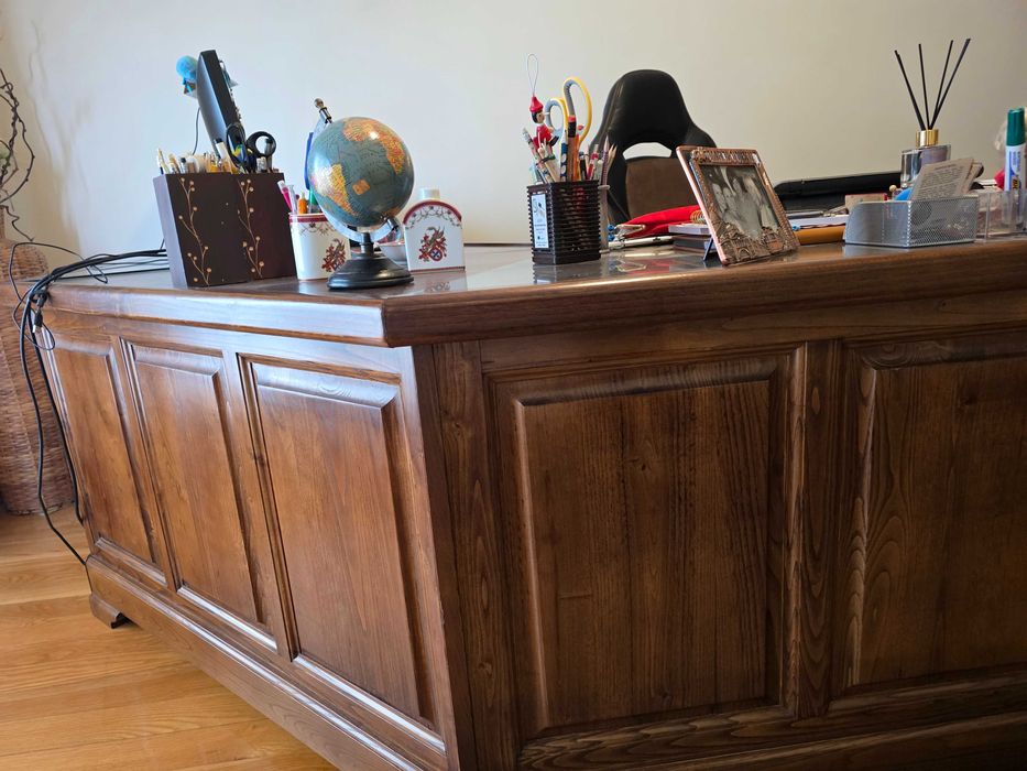 Secretária  para escritorio