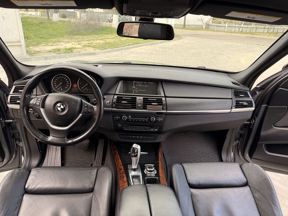 Продам авто BMW x5 e70 35d