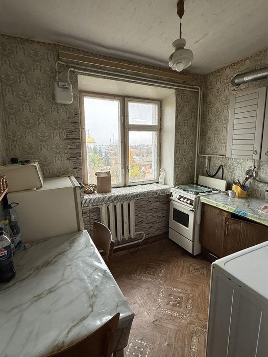 Продаж 2-х кімнатна вулиця Покровська