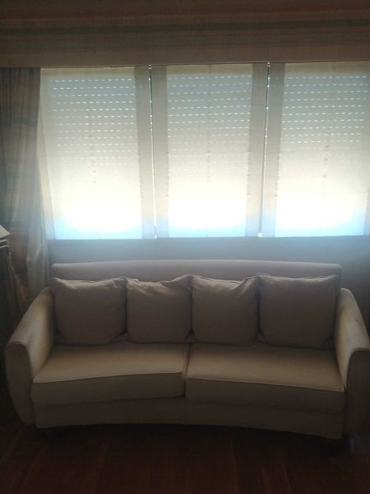 Sofa 3/4 lugares cor castanha