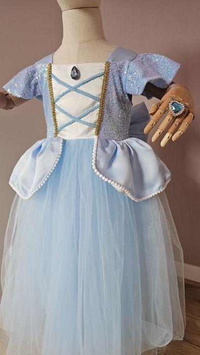 Дитяча гарна пишна сукня принцеси блакитна попелюшки на 3 4 5 6 років