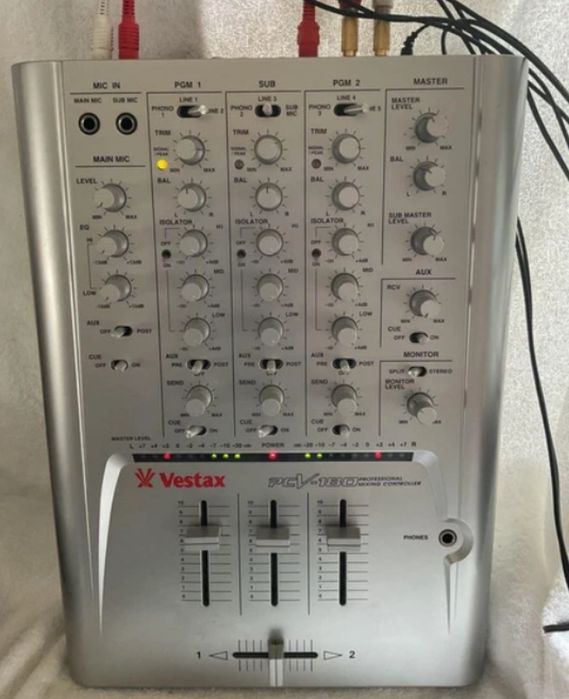 Oportunidade - Mesa Mistura Vestax PCV 180