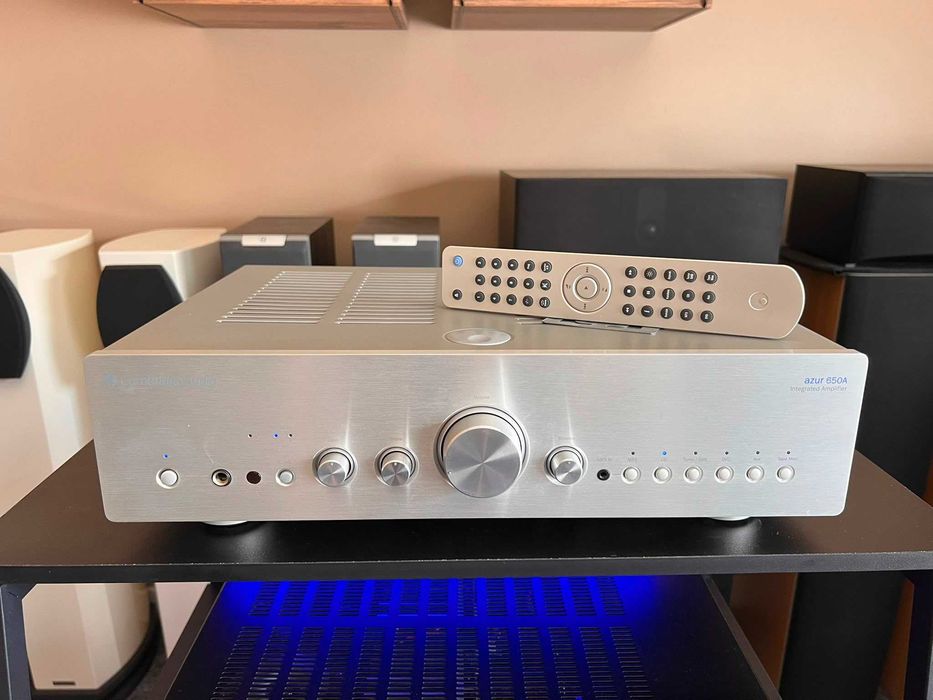 Wzmacniacz Cambridge Audio Azur 650