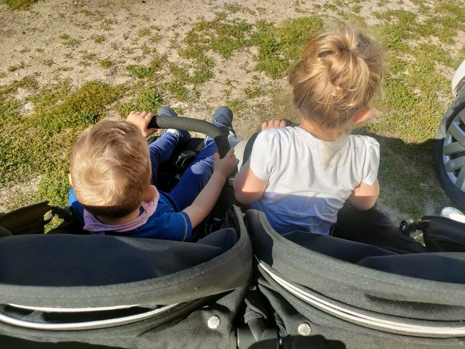 Wózek spacerowy bliźniaczy lub rok po roku Valco Snap Duo