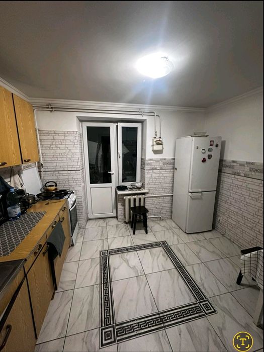 Здам кімнату для дівчини  р-н Черемошу