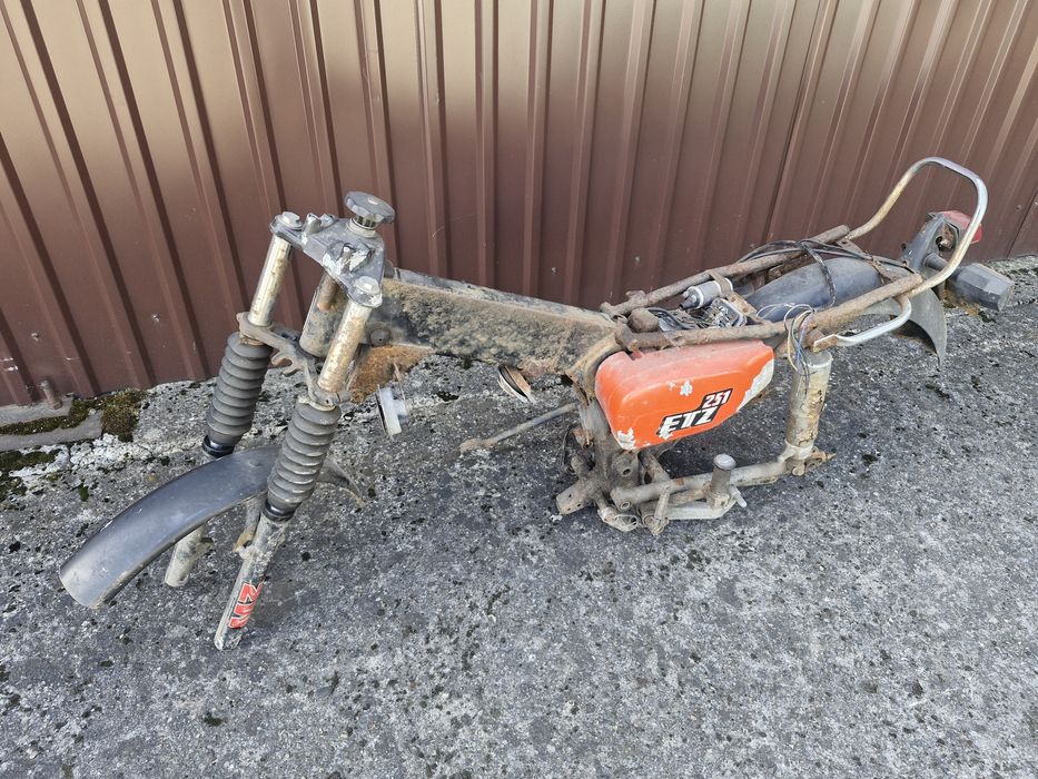 Sprzedam rame mz etz 251