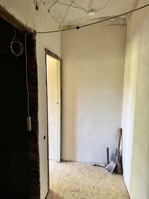 ПРОДАМ 3-х комнатную квартиру ЮГОК