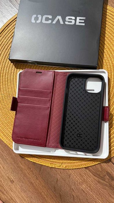 Nowe etui z klapką do iPhone 13, burgundowe