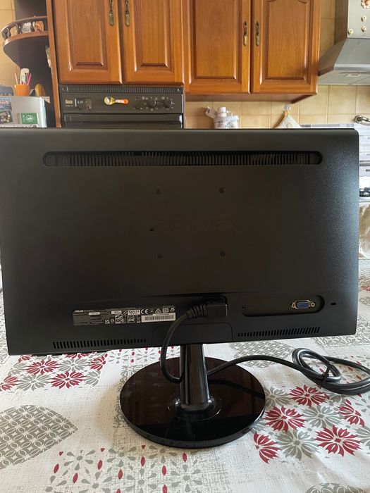 Monitor ASUS | Ano:2022 | Em bom estado como está nas fotos.