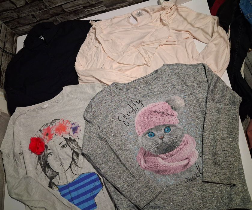 Paka ubran dla dziewczynki 140/146