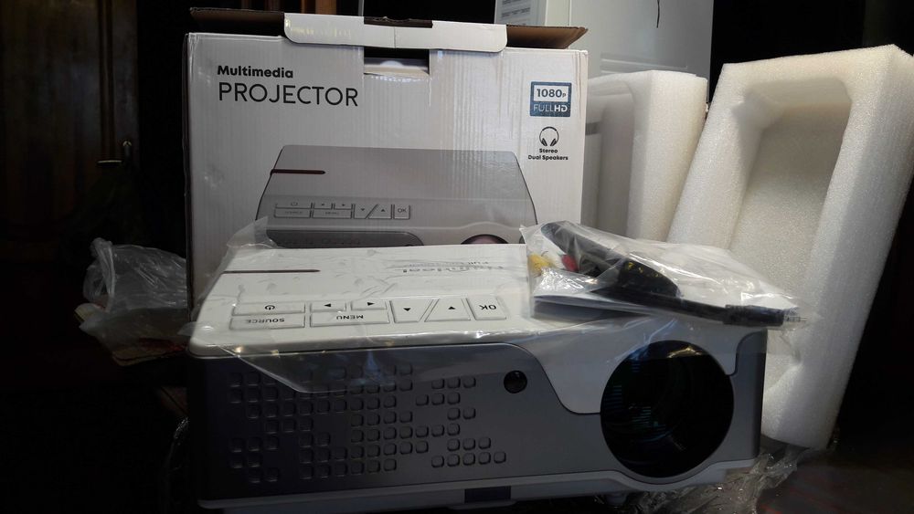 Проeктор Thundeal TD 96