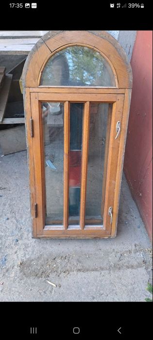 Вікна з натурального дерева