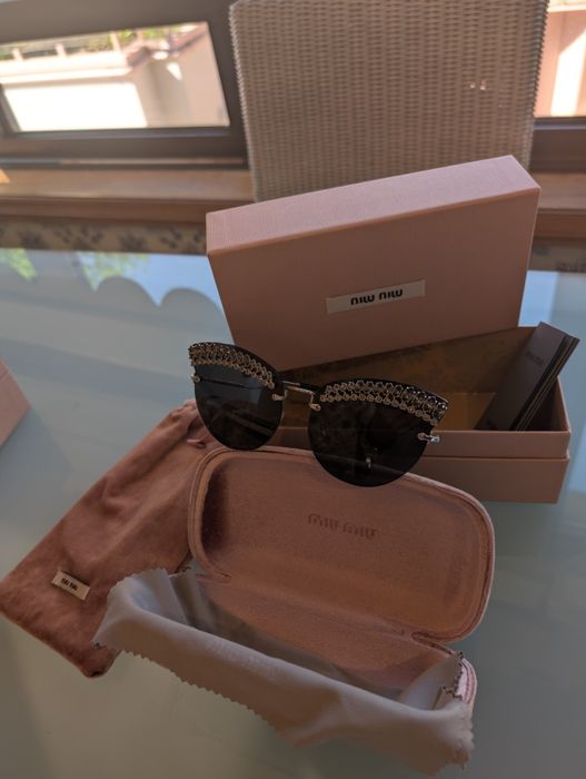 Óculos De Sol MIU MIU com embalagem ORIGINAIS
