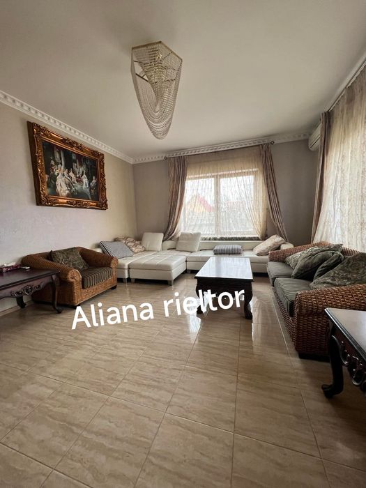 Аренда Дом на Фонтане ул  Донского 5 комнат подвал