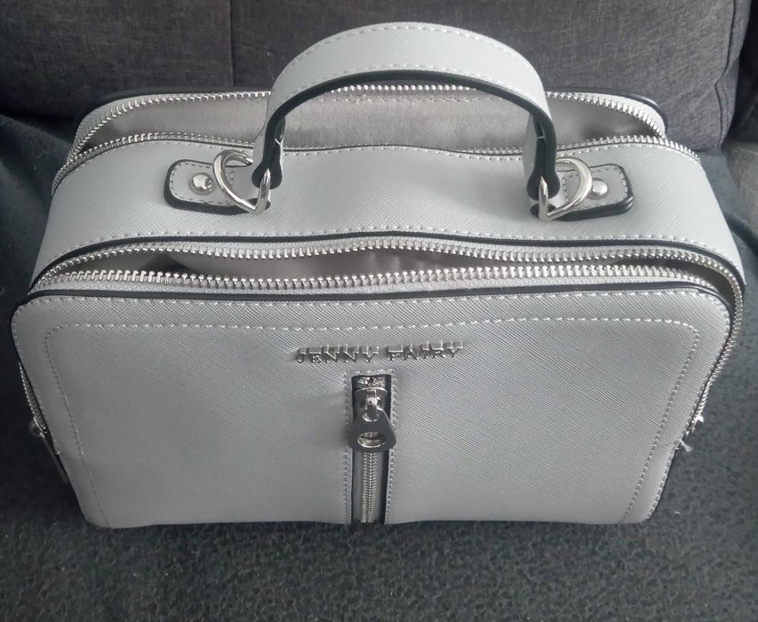 Sprzedam torebkę/kuferek