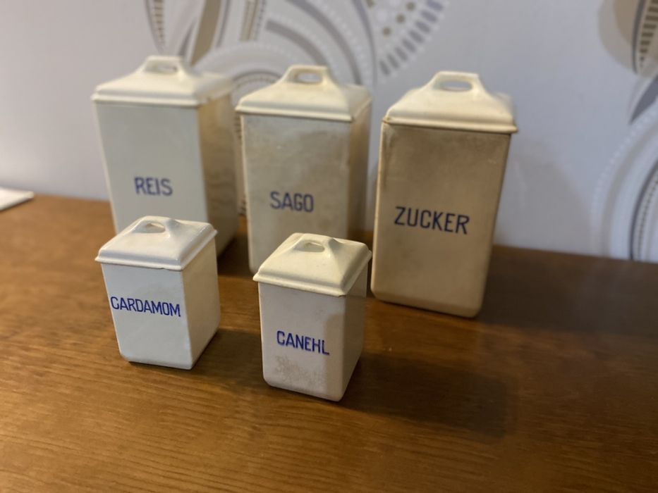 5 Potes em ceramica seculo XIX Villeroy & Boch - BONN
