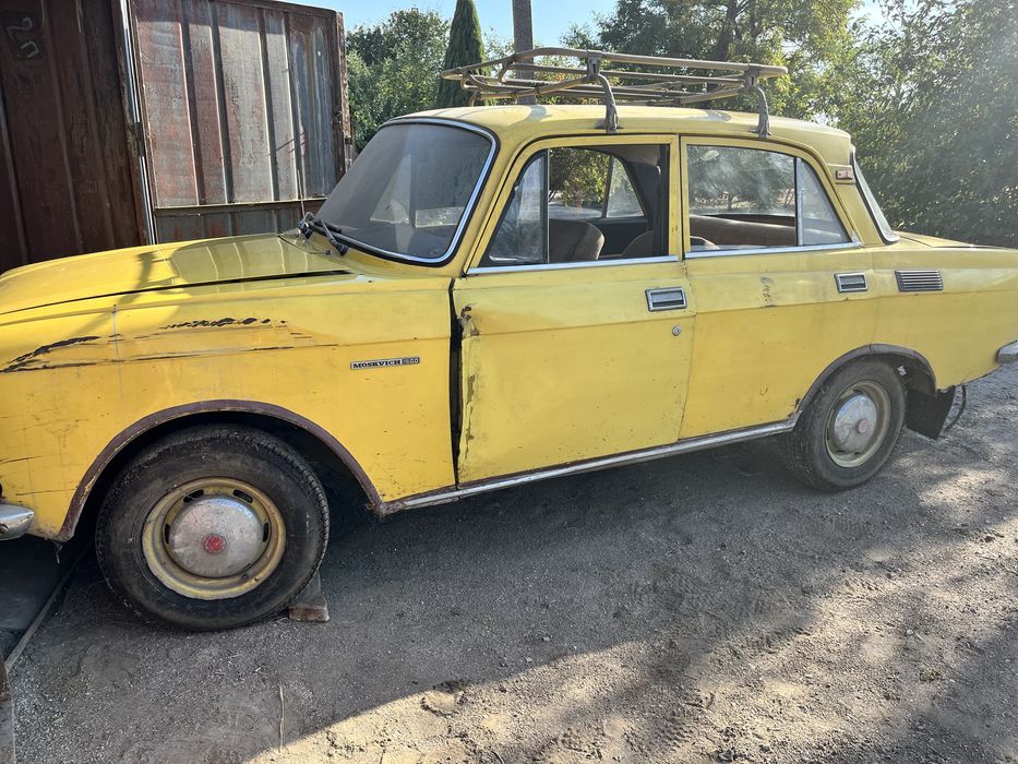 Москвич      2140