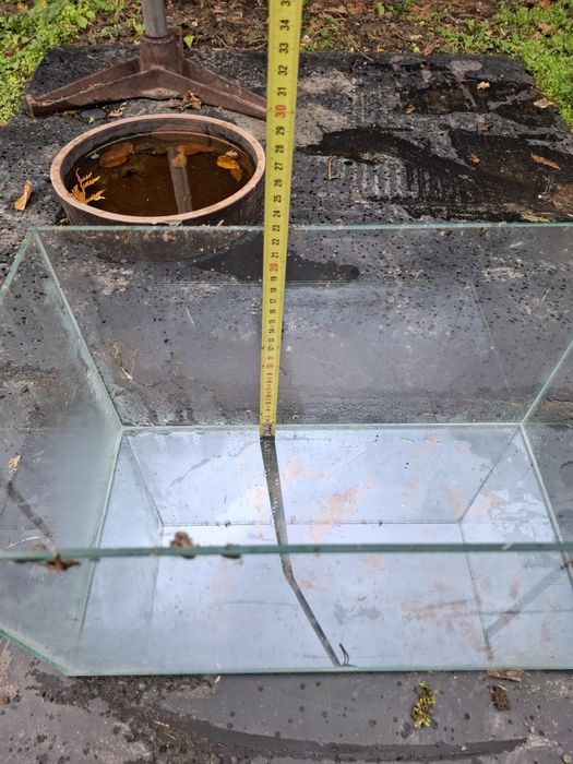 Akwarium szer 40 cm wys 23 cm