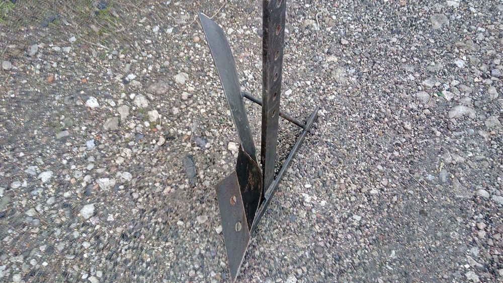 Плуг к мотоблоку