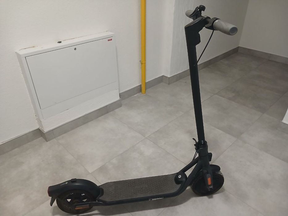 Sprzedam hulajnogę elektryczną Ninebiot KickScooter F20D