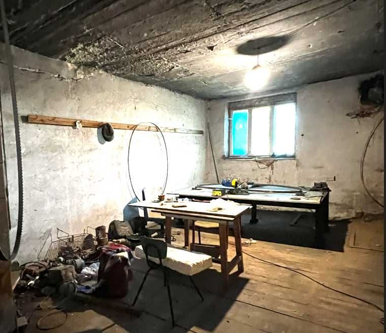 Продаж виробничо-складської будівлі | 1 730 м² | с. Квітневе