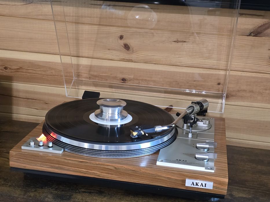 Gramofon Akai ap 206 Direct drive