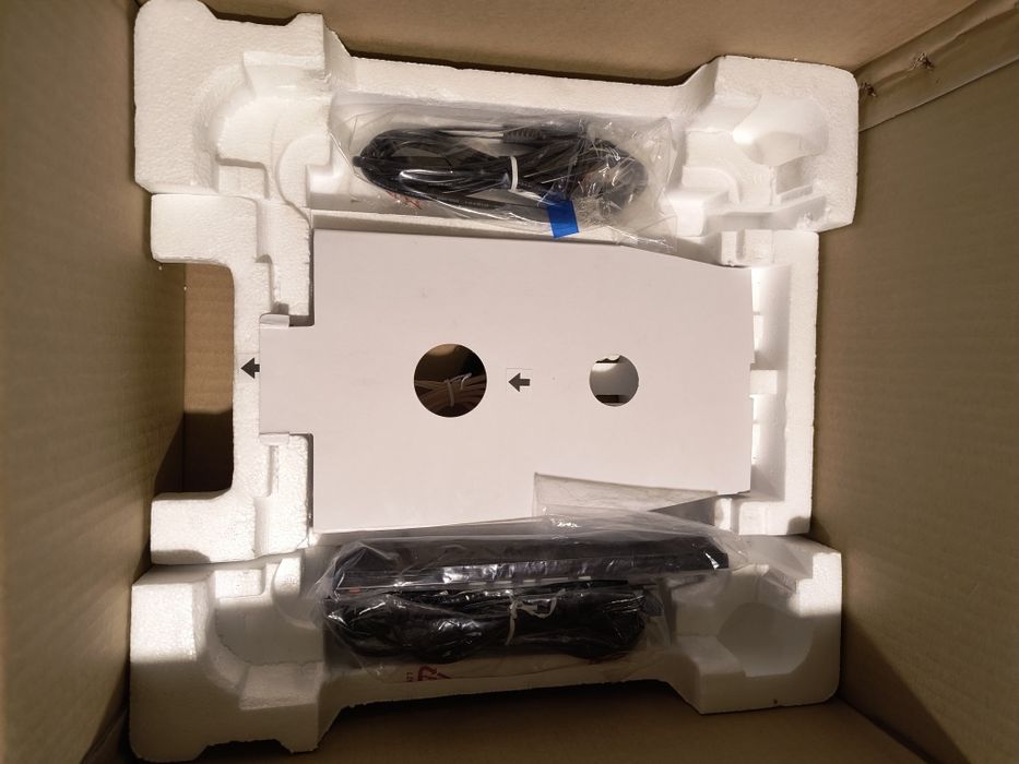 Amplituner sieciowy Marantz M-CR610