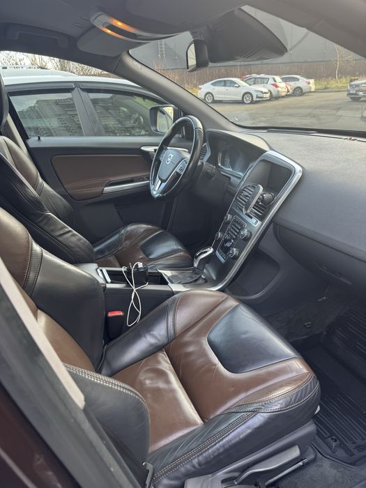 Продам Volvo XC60