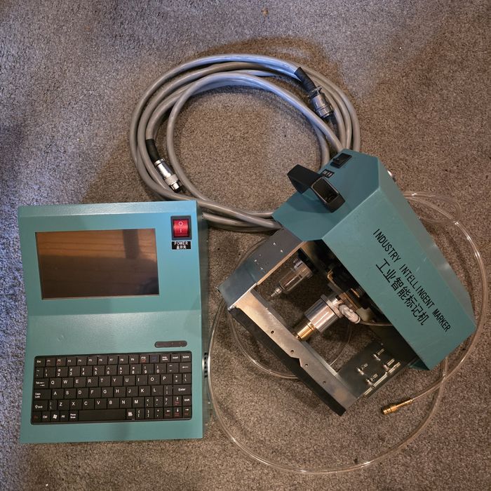 Znakowarka mikroudarowa do butli i do płaskich powierzchni