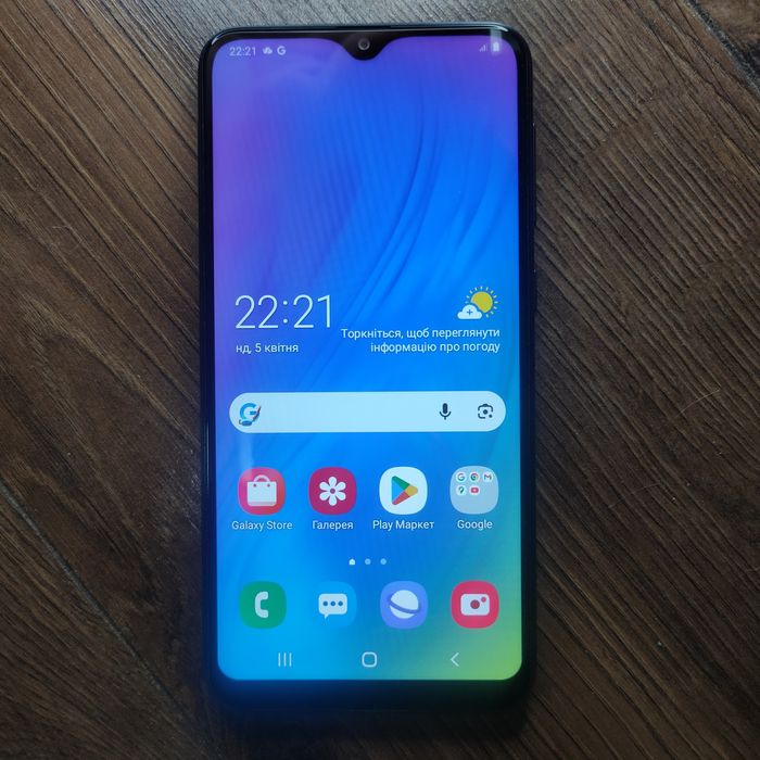 Продам телефон Samsung galaxy m10