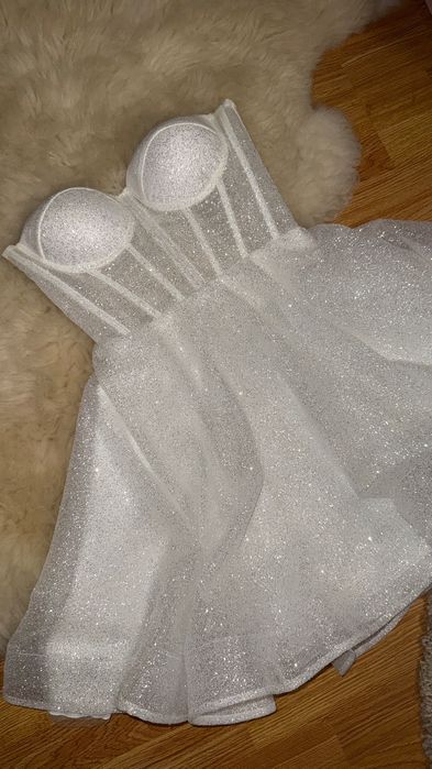 Випускна вечірня сукня