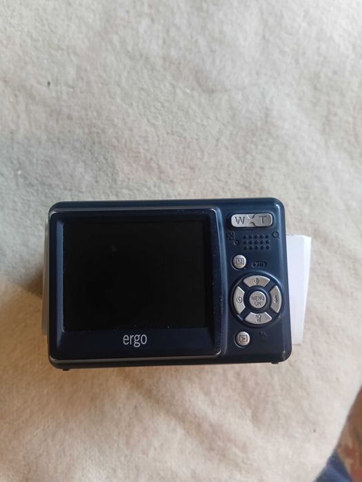 Продам фотоапарат Ergo DC 51