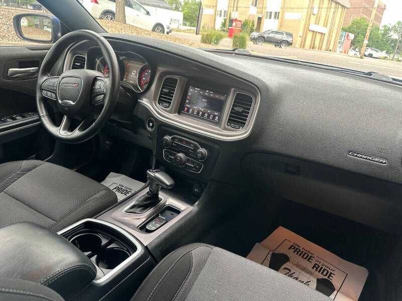 2021 Dodge Charger SXT