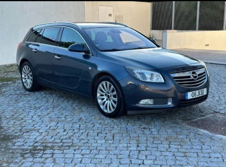Opel Insignia carrinha em bom estado