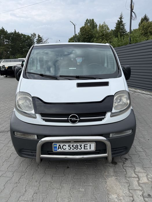 Продам Opel Vivaro 2002 р 1.9 дизель