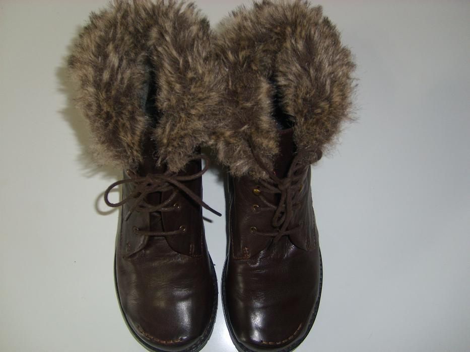 Новые кожаные ботинки Everybody. 38 размер (24,5см)