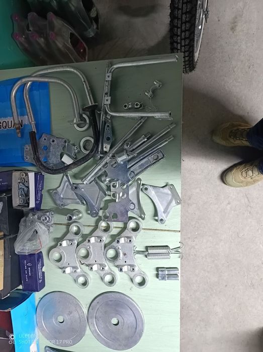 Передній опорнік ява чезет 638