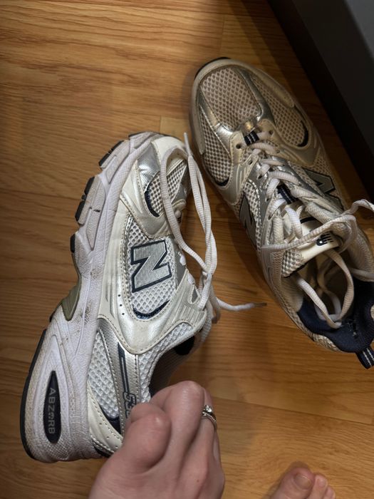 sprzedam buty. Nie nowe, ale w dobrym stanie