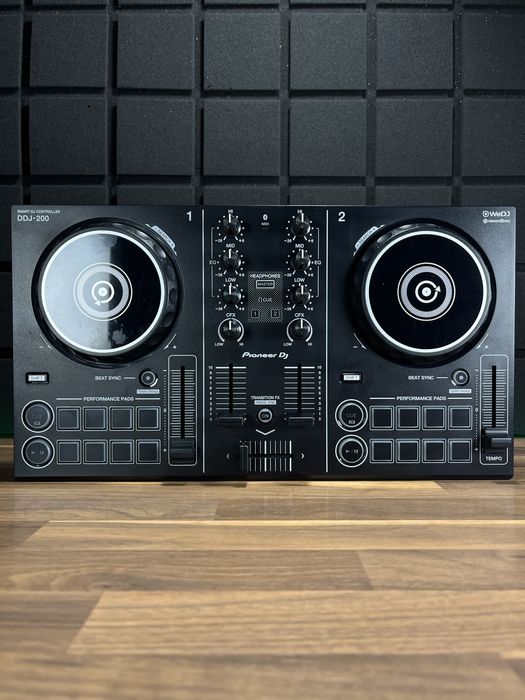Pioneer DDJ-200 (Доставимо кур’єром — БЕЗКОШТОВНО!)
