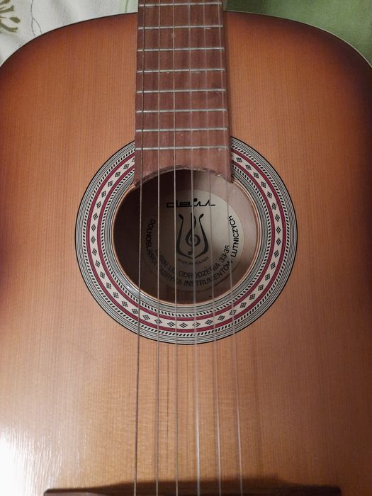 Gitara klasyczna,b,dobry stan Defil