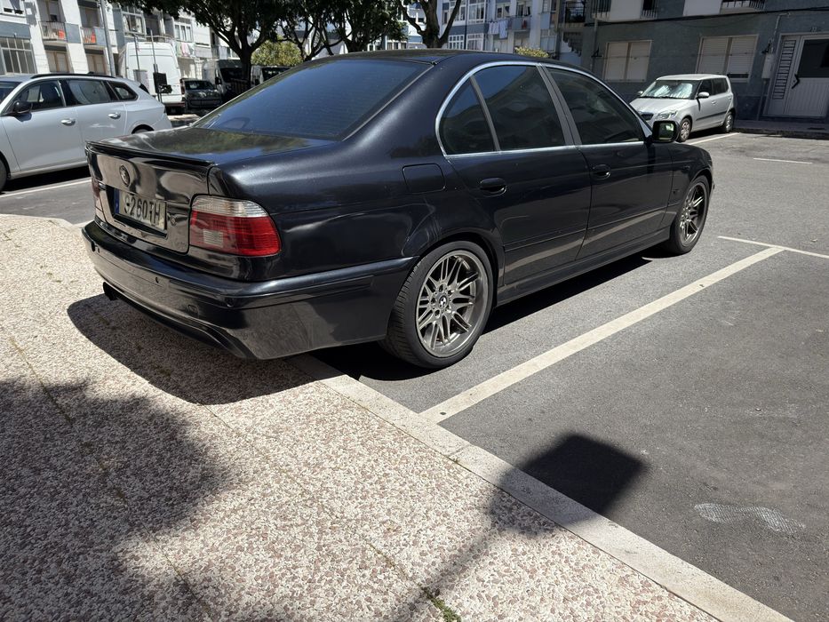 BMW E39 525D  - Ano 2002