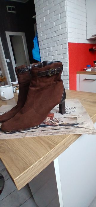 Botki damskie brązowe
